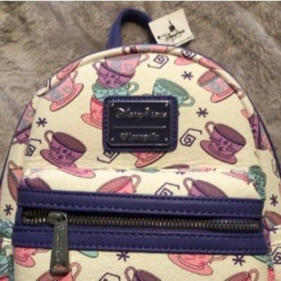 NWT Rare Heart Logo Grail Disneyland Alice in Wonderland Mad Tea Party Teacups - Picture 2 of 4